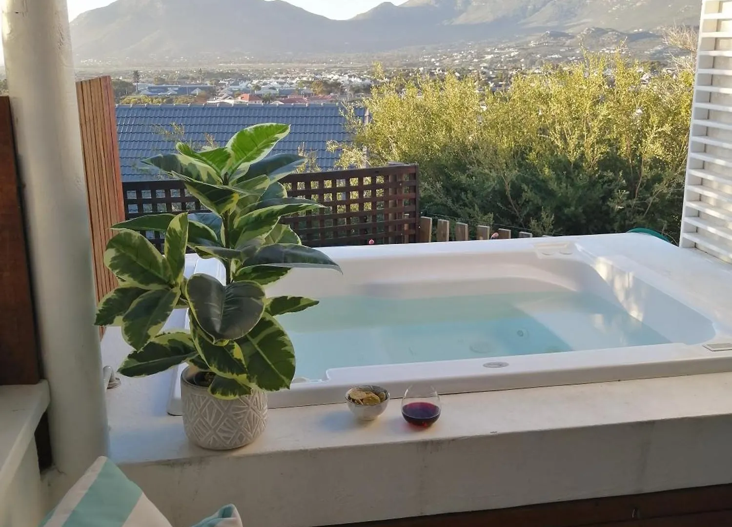 African Violet Guest Suites Noordhoek 0*,