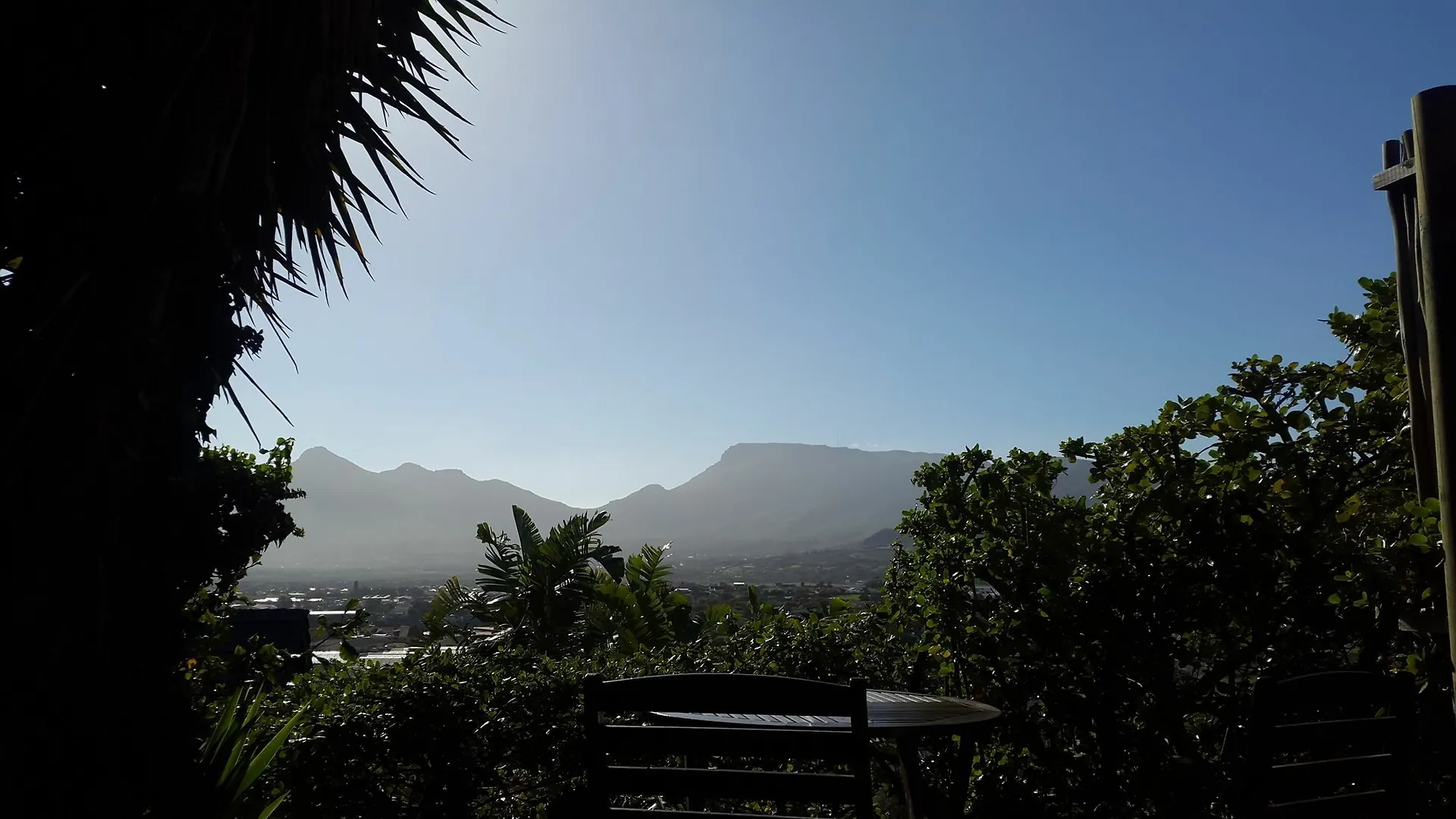 African Violet Guest Suites Noordhoek