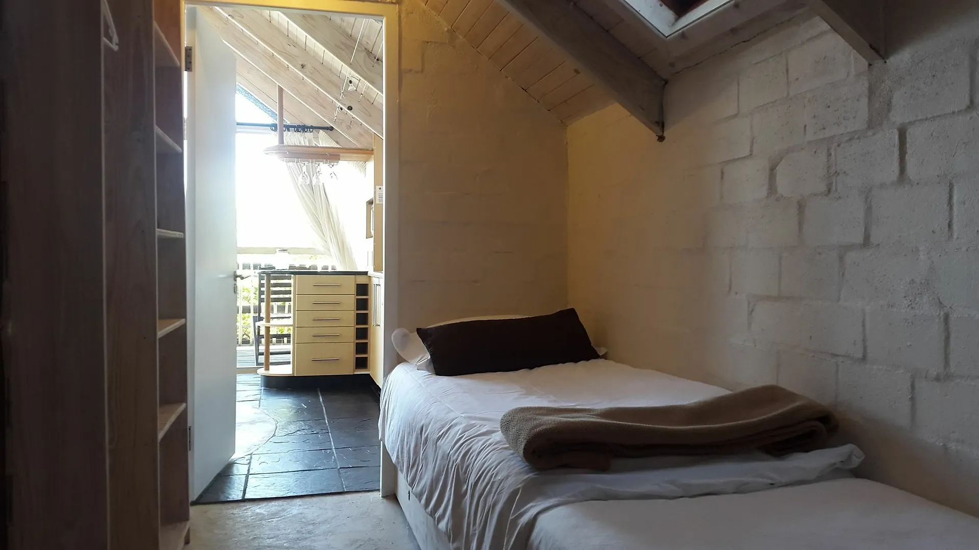 African Violet Guest Suites Noordhoek