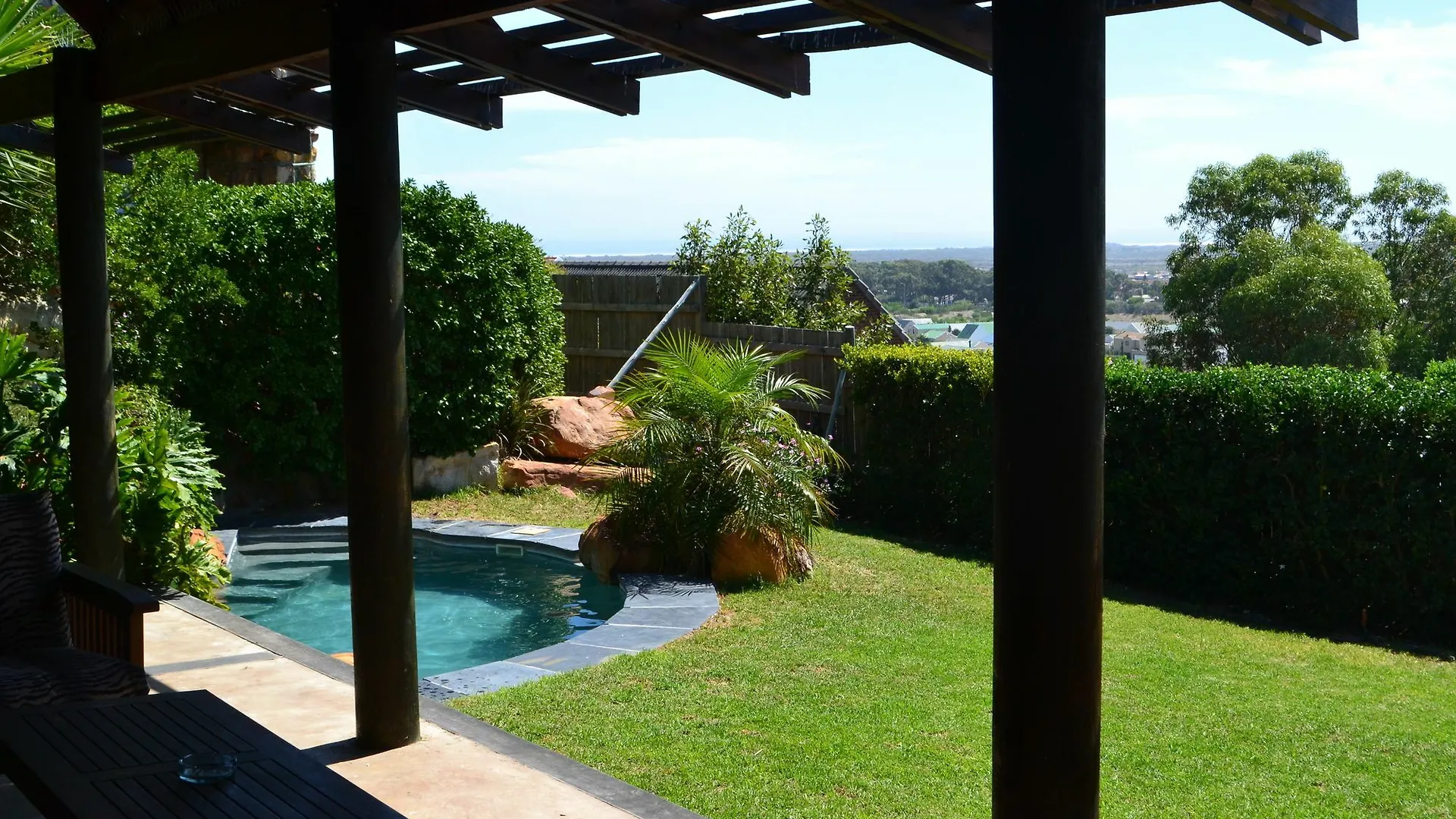 African Violet Guest Suites Noordhoek Apartment